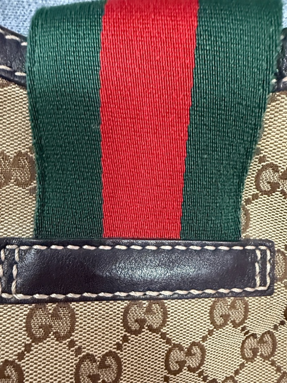 Gucci Tan GG Canvas Hobo with Green-Red  Accent - Picture 5 of 13